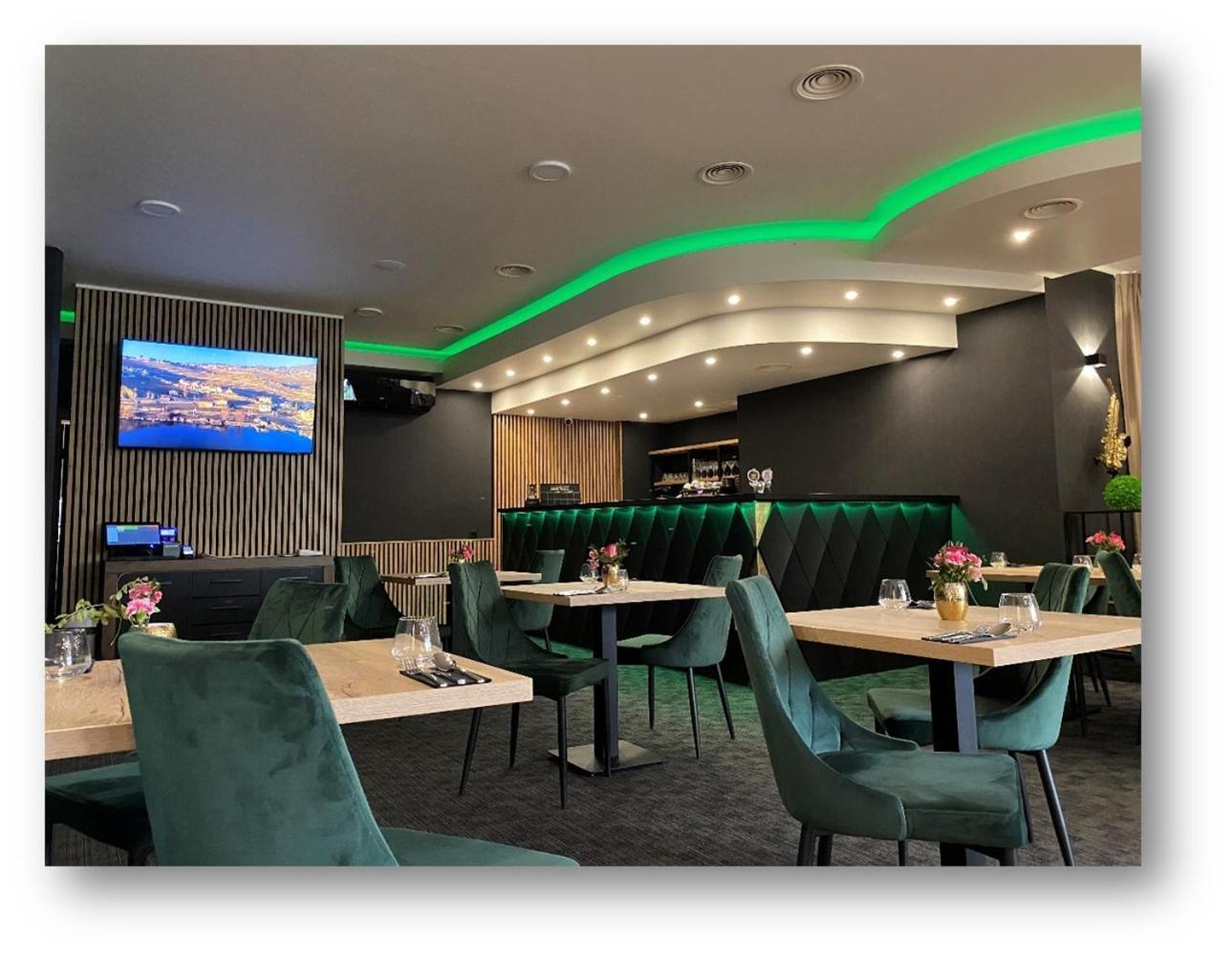 Hotel Caro Πόζναν Εξωτερικό φωτογραφία