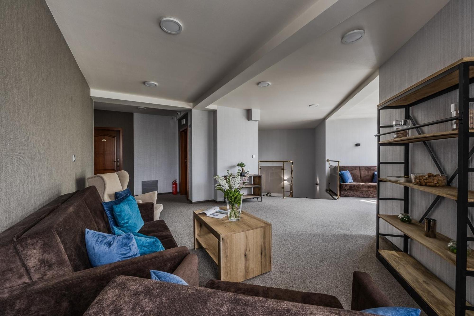 Hotel Caro Πόζναν Εξωτερικό φωτογραφία