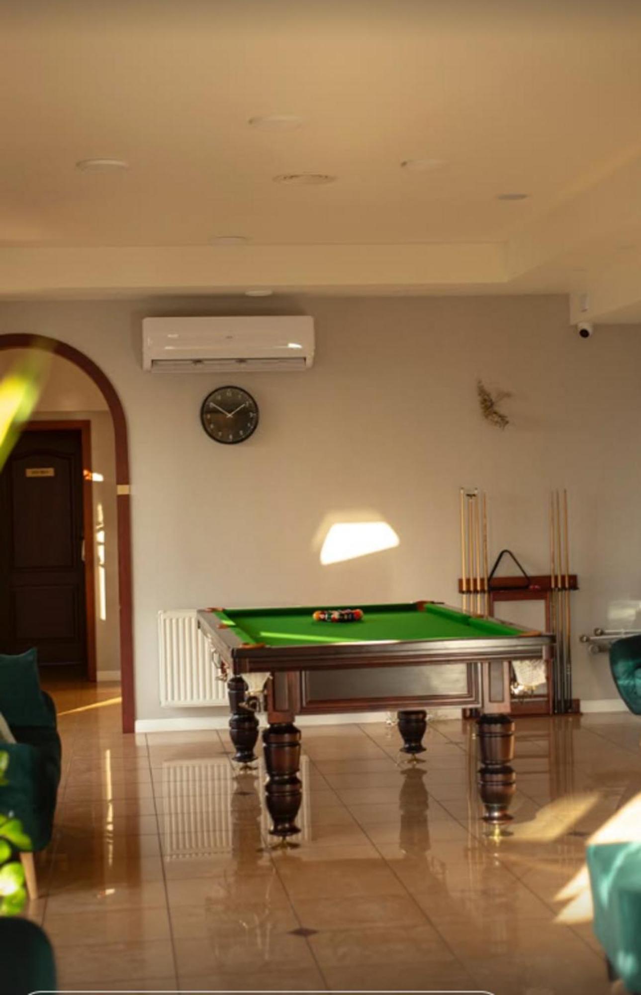 Hotel Caro Πόζναν Εξωτερικό φωτογραφία